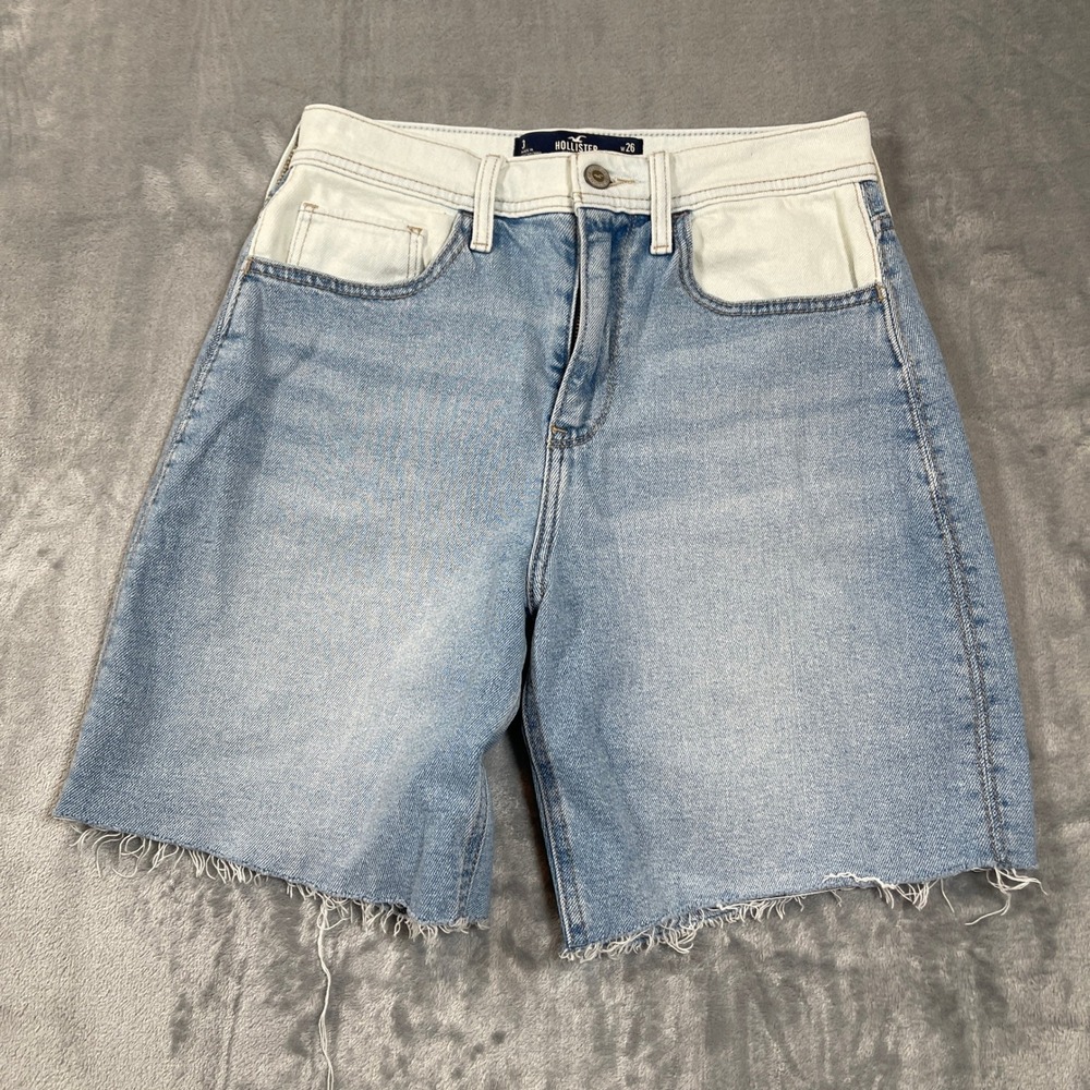 Hollister Ultra High-Rise Dad Shorts 7" Two Tone Light Wash Raw Hem Womens 3 W26